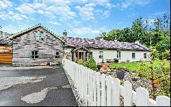 Golden Grove, Nr Llandeilo, Carmarthenshire, SA32 8NL