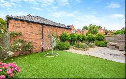 Bechers Court, Burgage, Southwell, Nottinghamshire, NG25 0FX