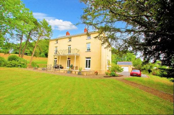 Parsonage Lane, Begelly, Kilgetty, Pembrokeshire, SA68 0YL