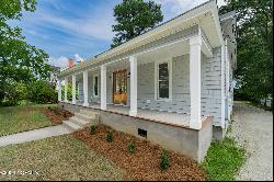 108 E Hargett Street, Richlands NC 28574