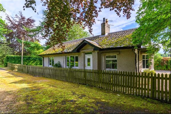 Larghan Lodge, Coupar Angus, Blairgowrie, Perthshire, PH13 9ES