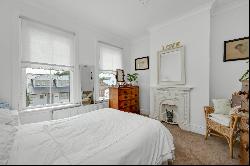 Hurstfield Road, West Molesey, Surrey, KT8 1QU