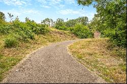 Old Road, Barton-le-Clay, Bedford, Bedfordshire, MK45 4LB