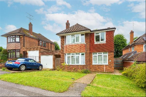 Ridge Avenue, Harpenden, Hertfordshire, AL5 3LT