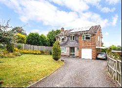 Oathall Avenue, Haywards Heath, West Sussex, RH16 3ES