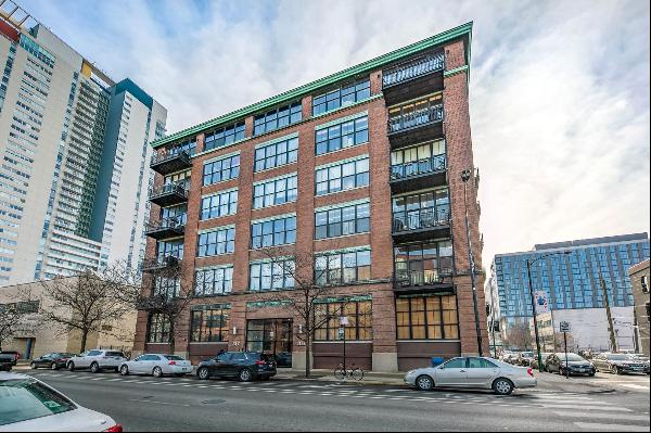 817 W Washington Boulevard #305, Chicago IL 60607