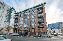 817 W Washington Boulevard #305, Chicago IL 60607