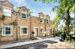 Holm Oak Mews, London, SW4 8BS