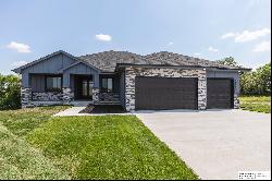 7659 Swallowtail Street, Papillion NE 68046