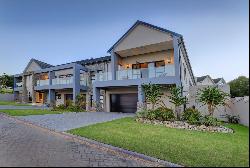 Bankside Crescent, Kingswood Golf Estate, George, Western Cape, 6529