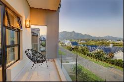 Bankside Crescent, Kingswood Golf Estate, George, Western Cape, 6529