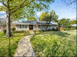 Beautiful Half Acre Lot in Preston Hollow