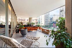 Apartment in iconic condominium designed by Pininfarina