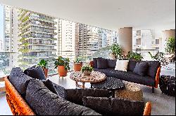 Apartment in iconic condominium designed by Pininfarina