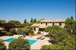 Holiday Rental in Eygalières, Provence