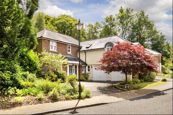 Badgers Holt, Tunbridge Wells, Kent, TN2 3ES