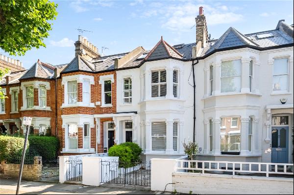 Geraldine Road, London, SW18 2NJ