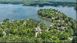 Exquisite Lakefront Home on Beautiful Lake Oconee