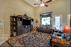 315 Sky View Court, Blanco, TX 78606