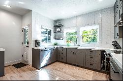 Charming & Fully Remodeled Home in the Heart of Old Town Park City