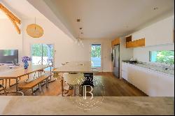 BIARRITZ, HOUSE OF 330 sqm FULLY RENOVATED