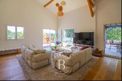 BIARRITZ, HOUSE OF 330 sqm FULLY RENOVATED