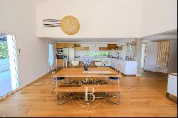 BIARRITZ, HOUSE OF 330 sqm FULLY RENOVATED