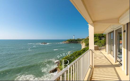 BIARRITZ MIRAMAR, EXCEPTIONAL APARTMENT OF 148 sqm, PANORAMIC VIEW OF THE OCEAN