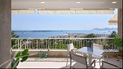 Californie area Panoramic sea view Beautiful flat on a high floor