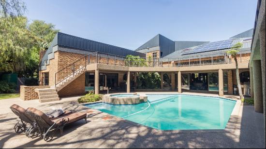 Prestigious Riverside address in Historical Stellenbosch