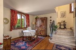 Elegant detached villa: the perfect hideaway between Como and Varese