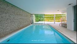 Five bedroom villa with garden and pool, for sale, in Custóias, Portugal