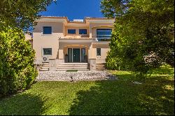 House, 5 bedrooms, for Sale