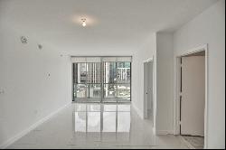 253 NE 2nd St, #1810, Miami, FL