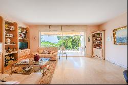 Cassis - Sea View Apartment with Terrace and Garden