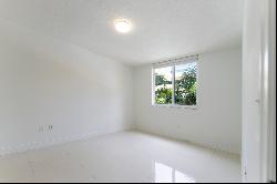 2775 NE 187th St, #224, Aventura, FL