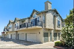 One Level Condo with Panoramic Views