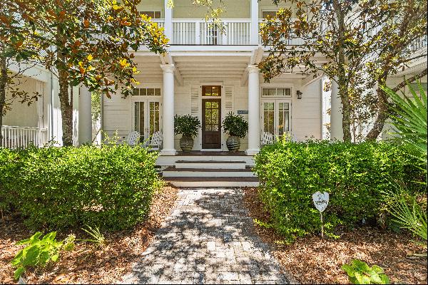 Town Center Home With Carriage House Near WaterColor Beach Club