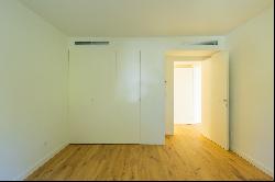 Flat, 3 bedrooms, for Sale