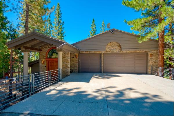 Beautiful and Spacious Lakeview Home on the Eastern Slope