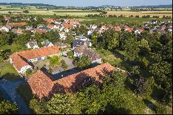 Rittergut Langreder: Historic manor house with lots of potential and idyllic est