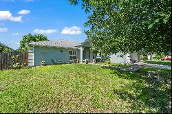 981 Custer Street NW, Palm Bay, FL