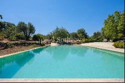 Splendid Trulli with Infinity Pool