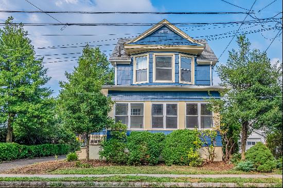 Conveniently Located, Turn-of-the-Century Bungalow