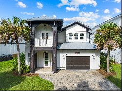 Poolside 30A Beach Retreat With Fenced Yard And Covered Patio