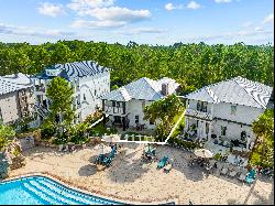 Poolside 30A Beach Retreat With Fenced Yard And Covered Patio