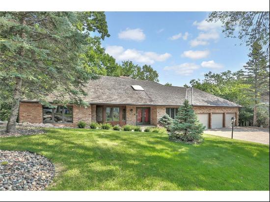 6414 Timber Ridge, Edina, MN, 55439, USA