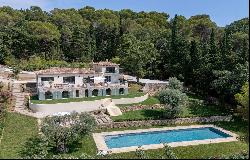 Luxurious Provençal Villa in Mougins: Serenity, Pool, and Open Views