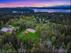 7200 NE Day Road W, Bainbridge Island, WA 98110