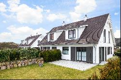 Luxurious Coastal Retreat with Stunning Wadden Sea Views Near Sylt's West Beach